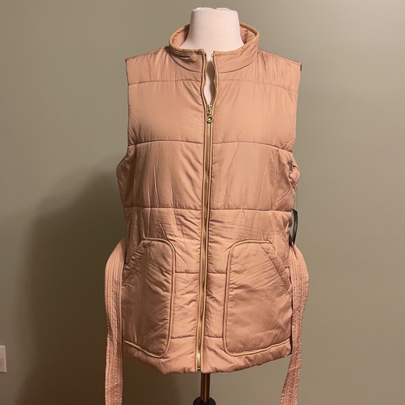 Marc New York Andrew Marc Women’s Medium Tan Full Zip Puffer Vest w/ Belt - Picture 6 of 9